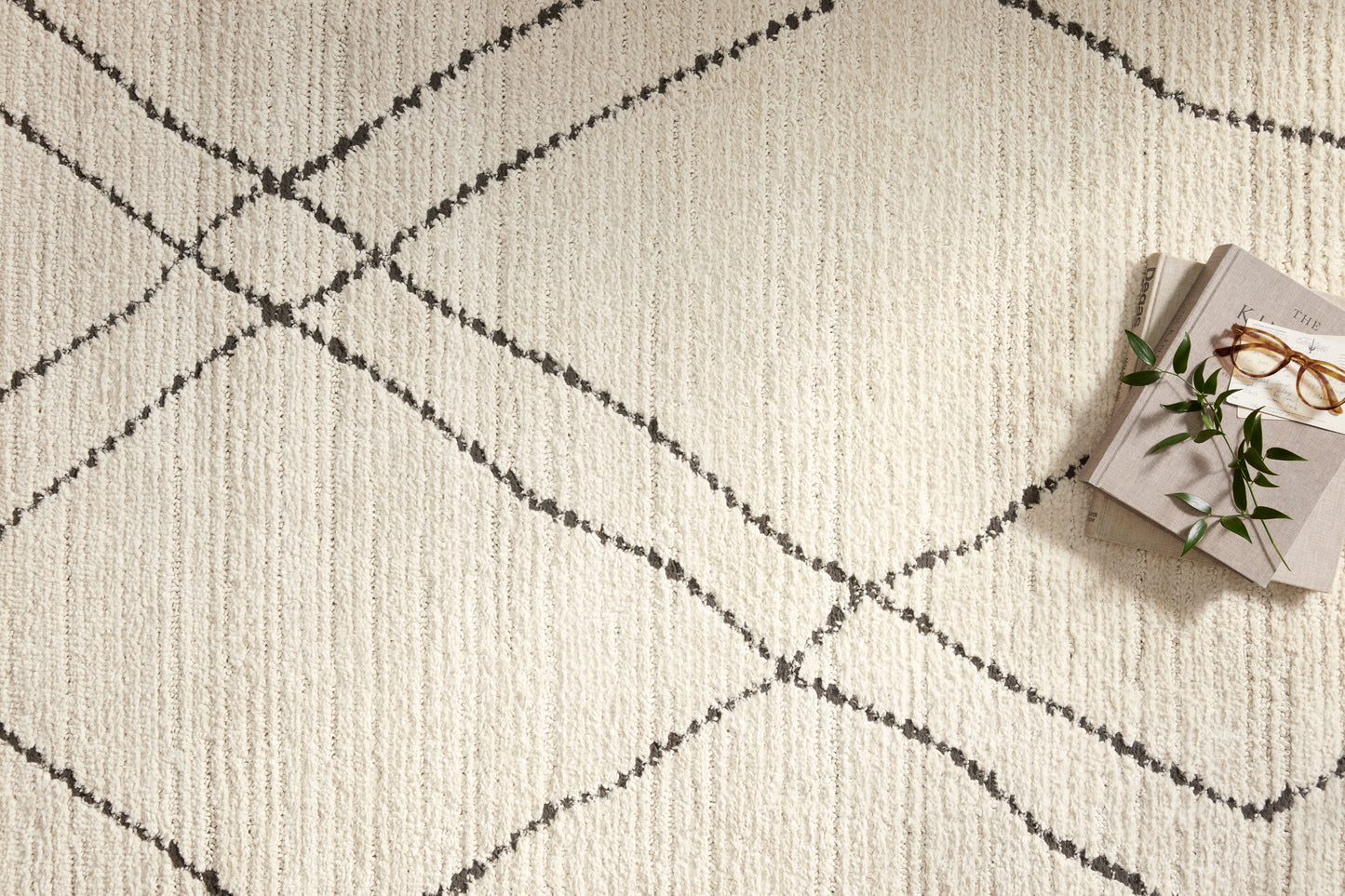 Fabian Ivory / Charcoal